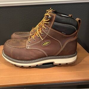 Keen Cincinnati Men’s Brown 90 Degree Waterproof 6” Carbon Fiber Toe Boots 15 D